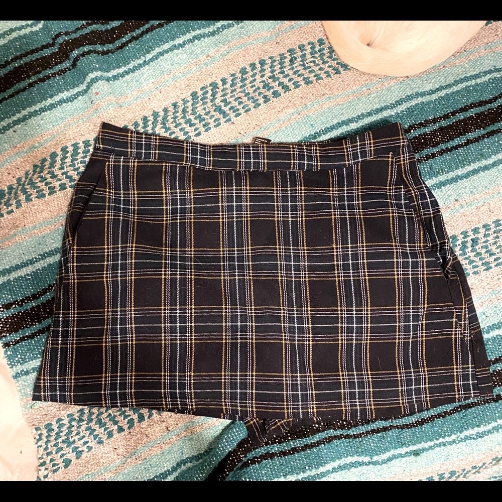 COPY - Forever 21 plaid blue Skorts